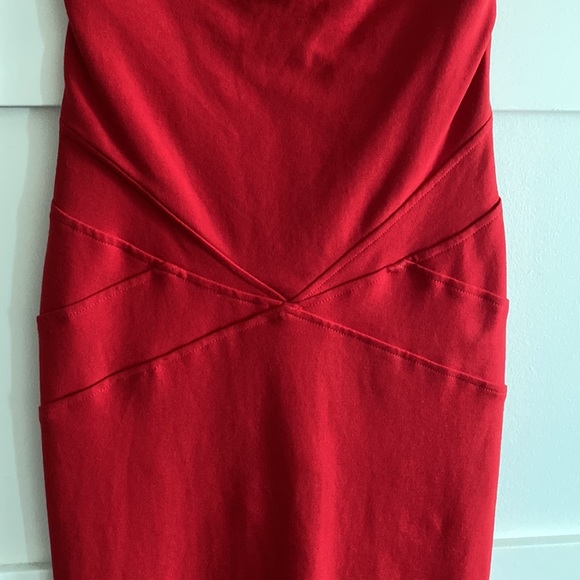 Red Diane von Furstenberg sheath dress, size 4 - Picture 4 of 7